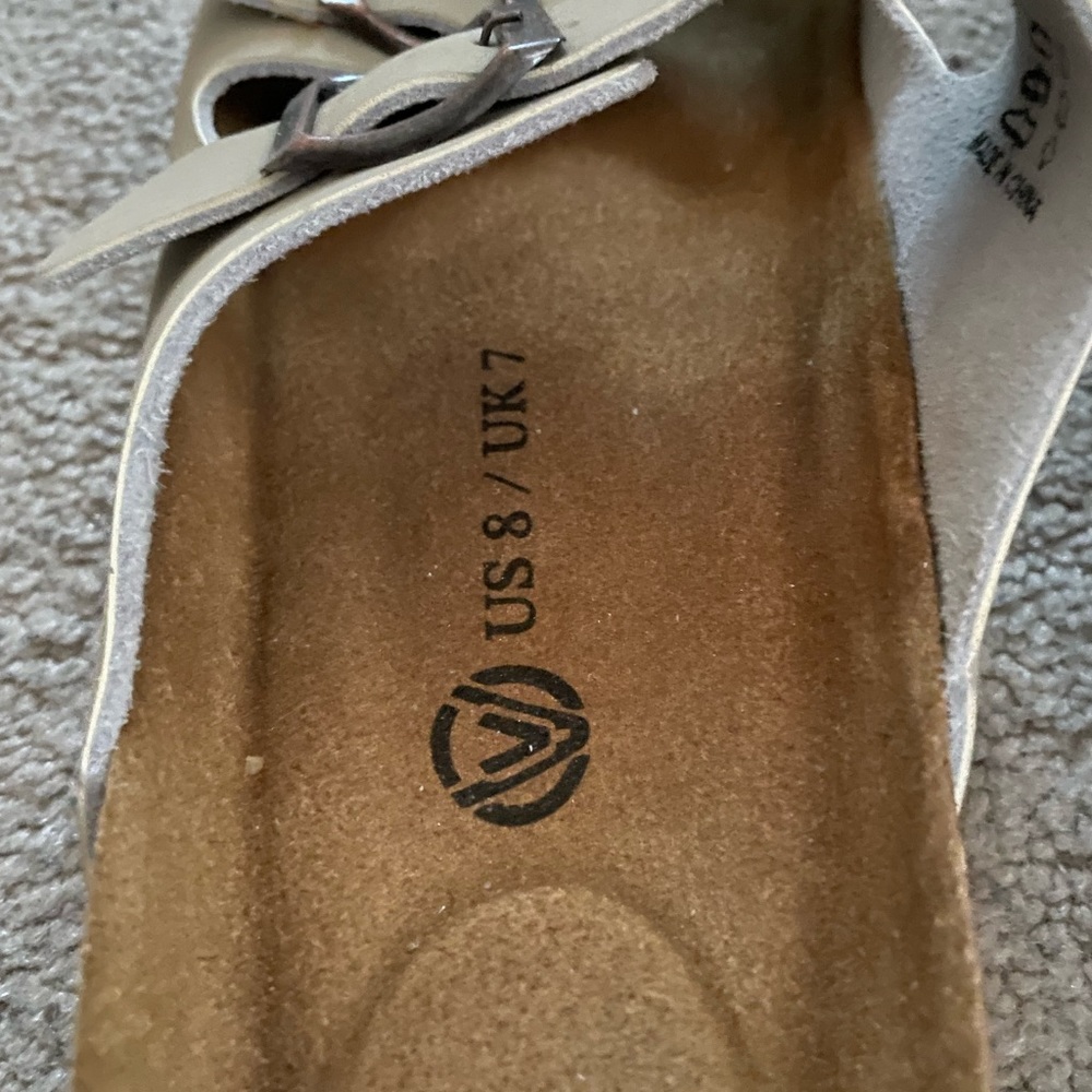 Sandals - Picture 2 of 2